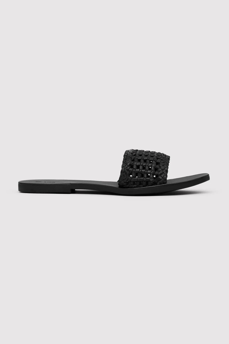 Macrame Mesh Slides - Black