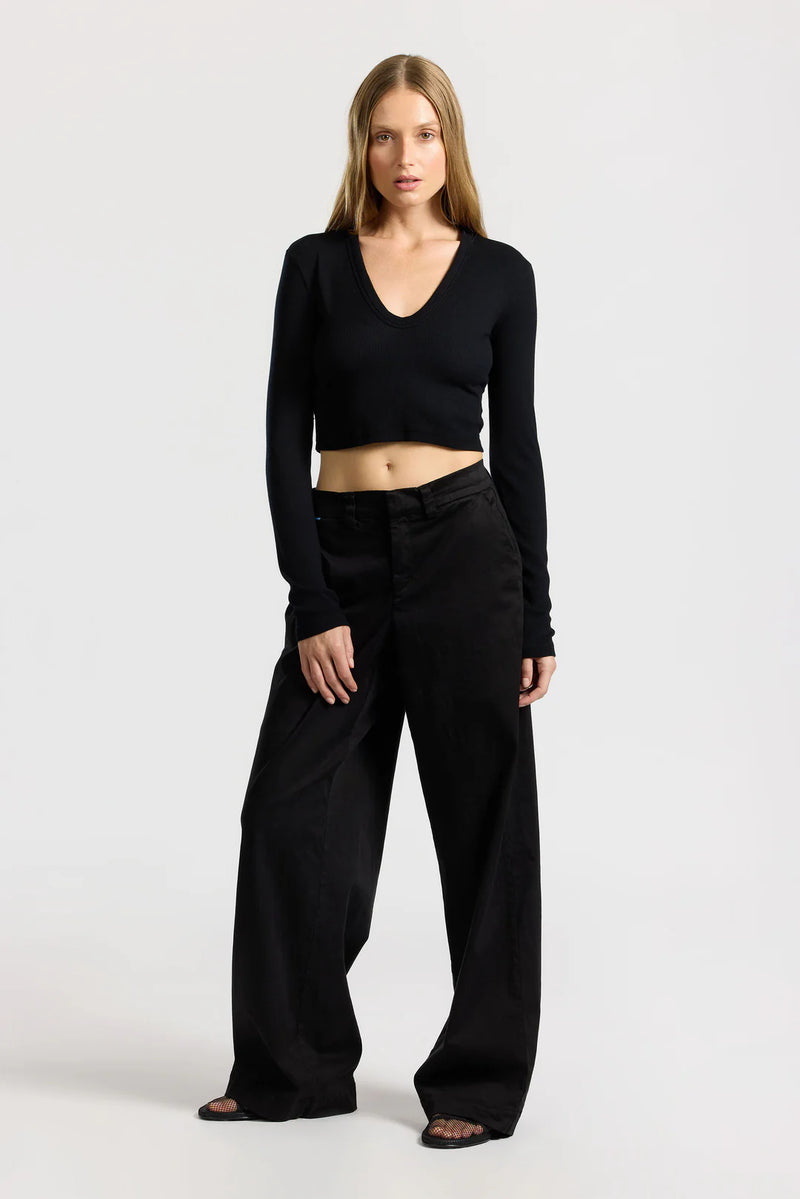 Verona Crop U Neck Shirt - Black